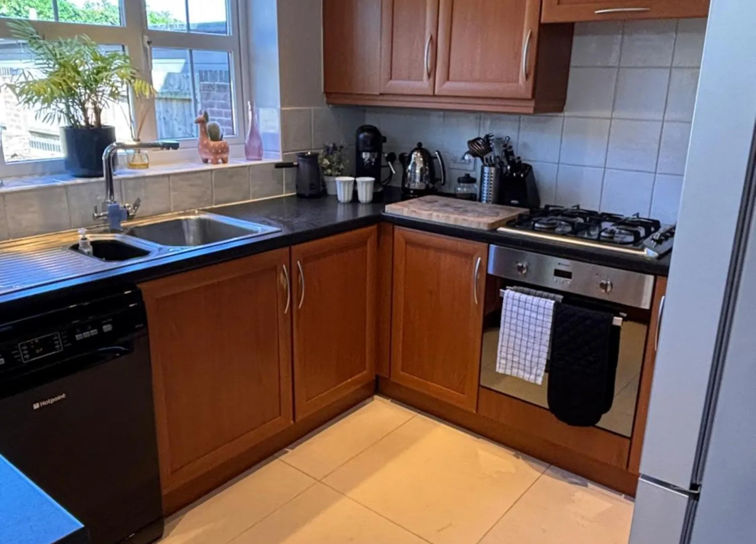 Spacious Four Bed Detached Home In Nottingham Dom wakacyjny
